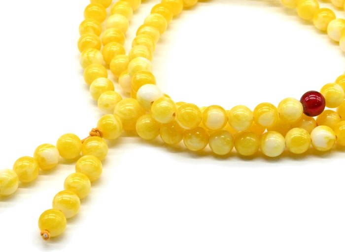 Buddhist rosary with 108 amber beads, 8mm color.milk, 88cm