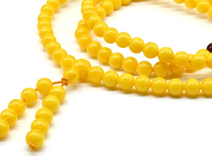 Buddhist rosary with 108 beads of amber ball 8mm color.honey-milk, 88cm