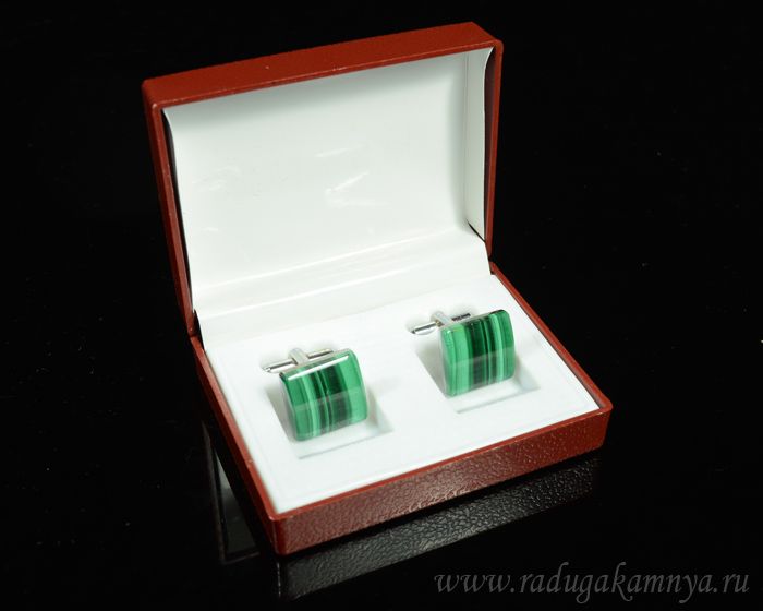 Cufflinks made of malachite, 17*17mm