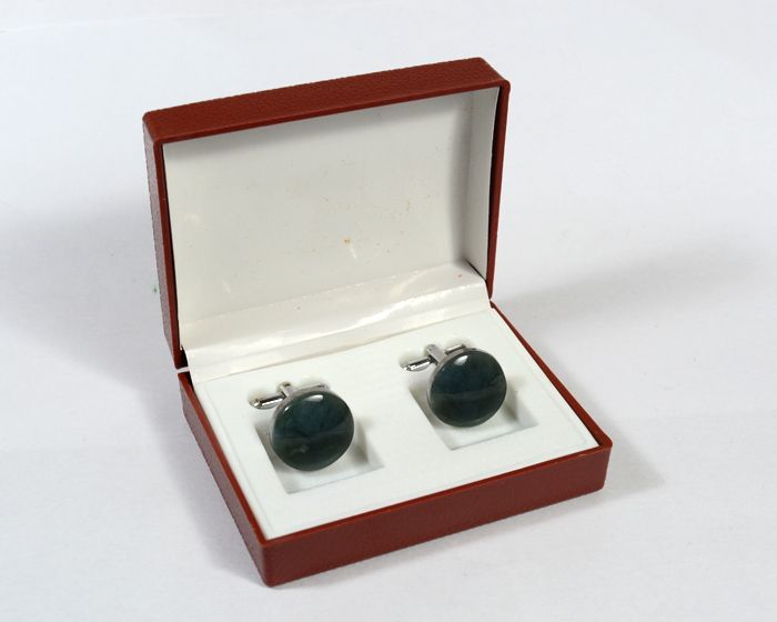 Cufflinks made of ofit 17*17mm