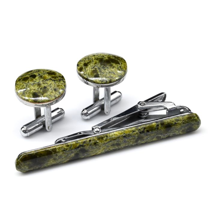 Cufflinks and tie clip made of coil, 16*16mm, 60*8mm.